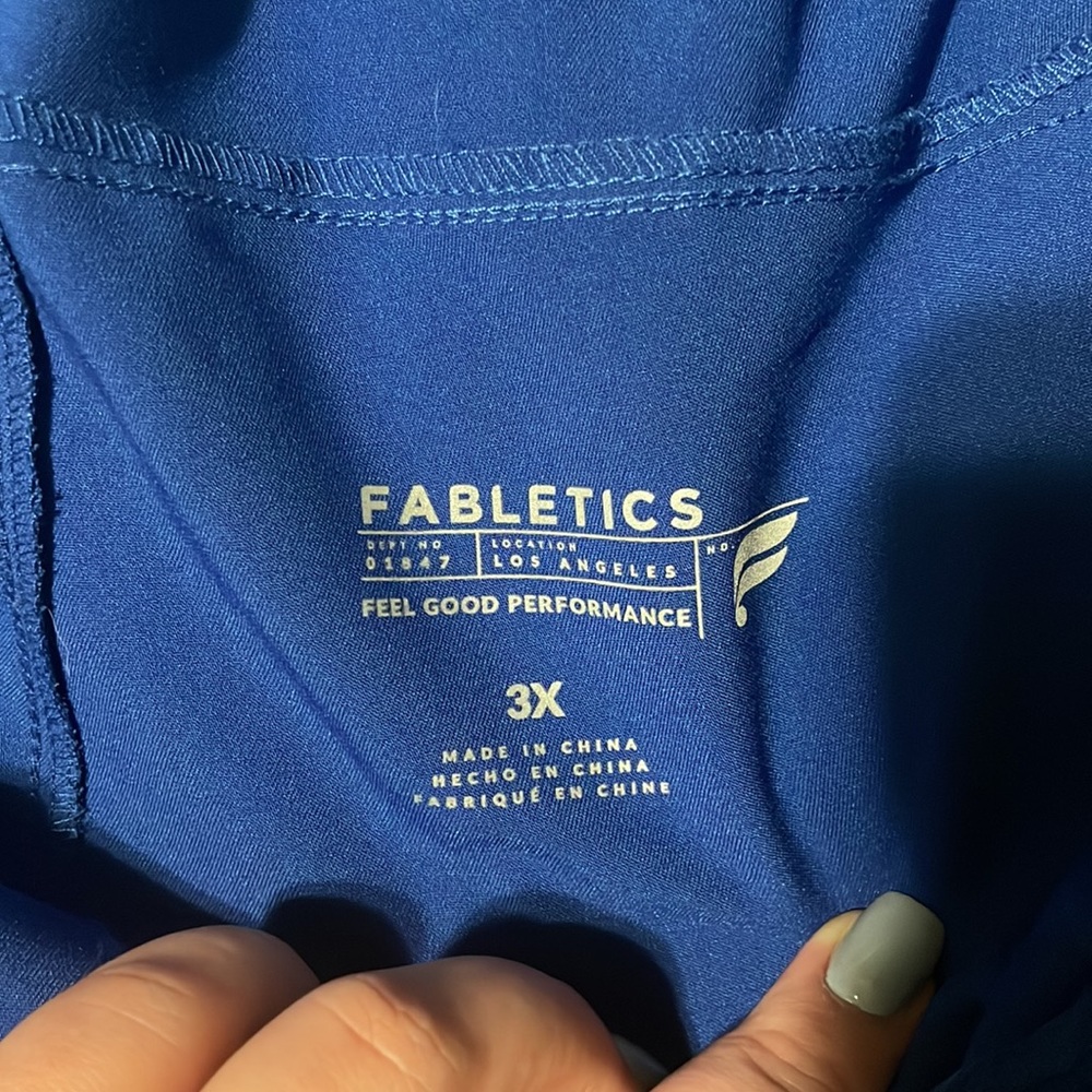 Fabletics Scrub Set - image 6